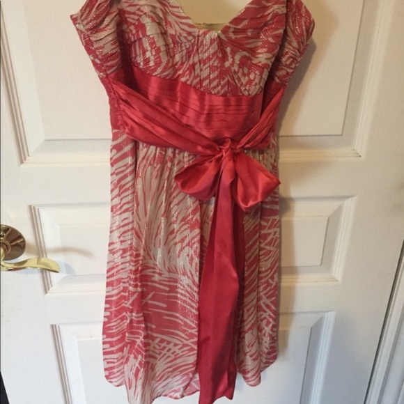 Coral/Cream BCBG Formal Dress - Picture 4 of 7
